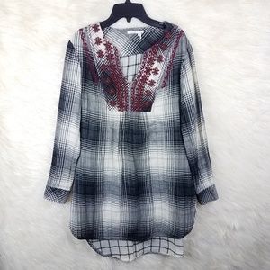 Anthropologie floreat plaid tunic top embroidered